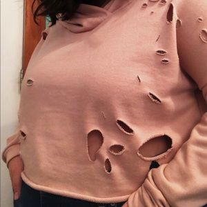 🆕 Pink distressed cropped hoodie